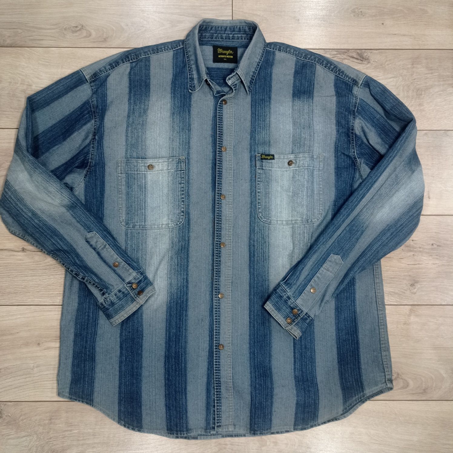 Джинсовая рубашка Wrangler [XXL] + вельветовые штаны Wrangler [32-34]