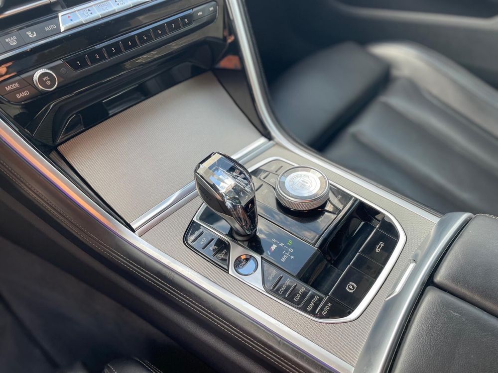 Bmw M850i x Drive Cabrio bardzo zadbane auto zarejestrowana zamiana