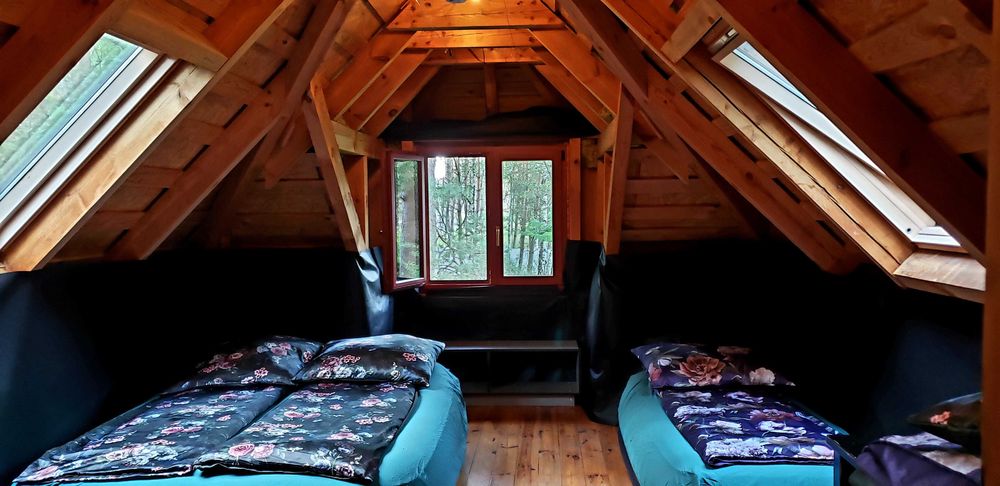 GÓRALSKA CHATA, dom 170m2 z BALI,3 sypialnie,250m od JEZIORA,POD LASEM