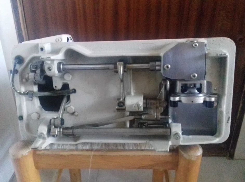 Máquina Costura OLIVA Automática