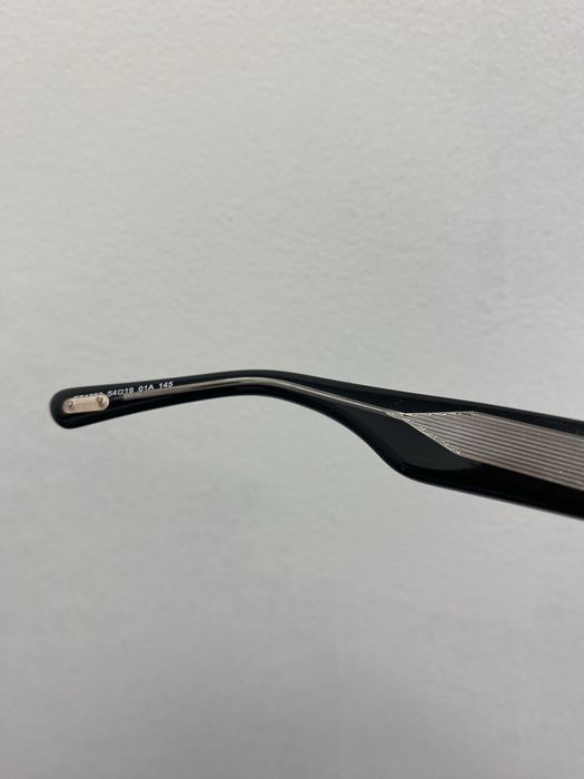 Czarne nowe okulary przeciwsłoneczne