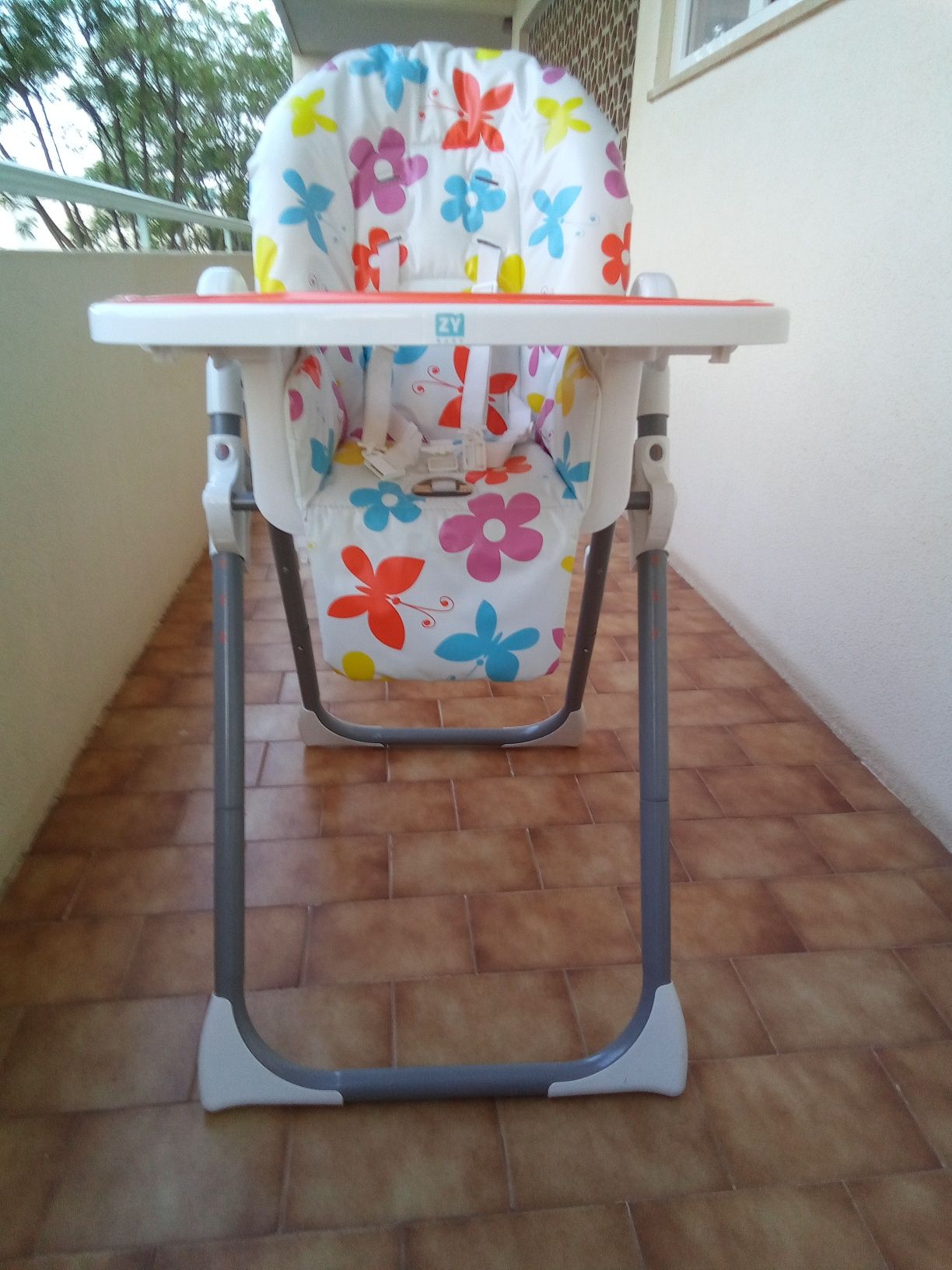 Cadeira de alimentação bebé