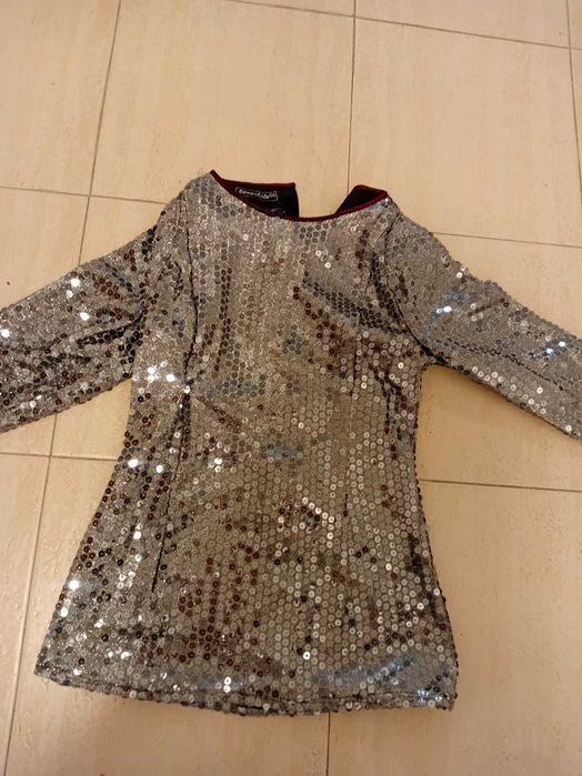 Blusa de lantejoulas prata