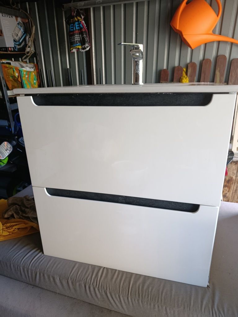 Szafka z umywalką 60x60x45 stilla biała