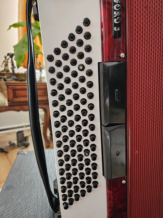 Włoski Akordeon Guerrini Oxford 3, 96 basów