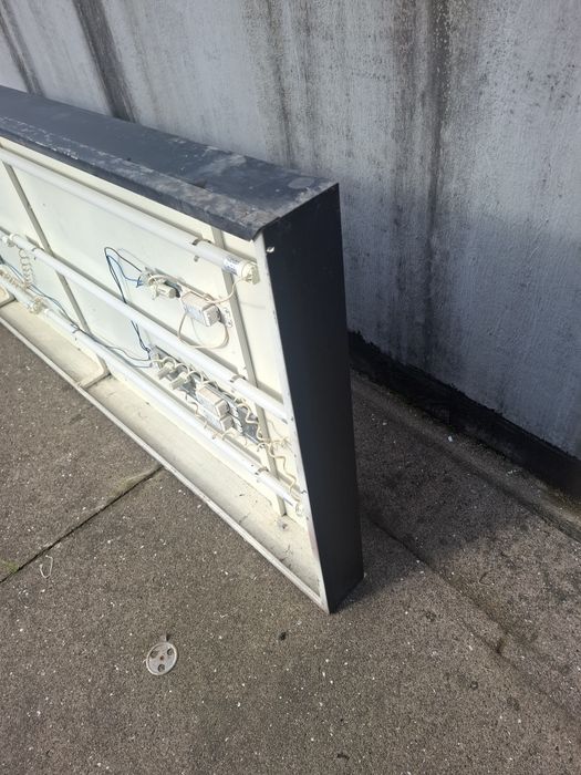 Reclame / painel luminoso lojas