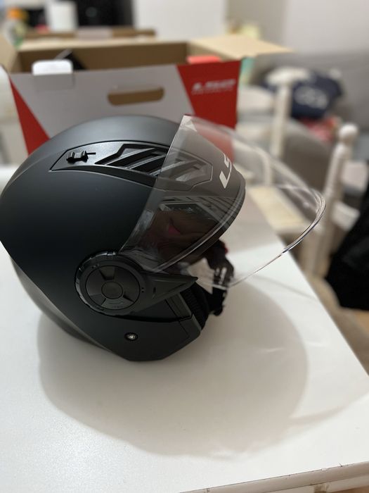 Capacete para mota LS2