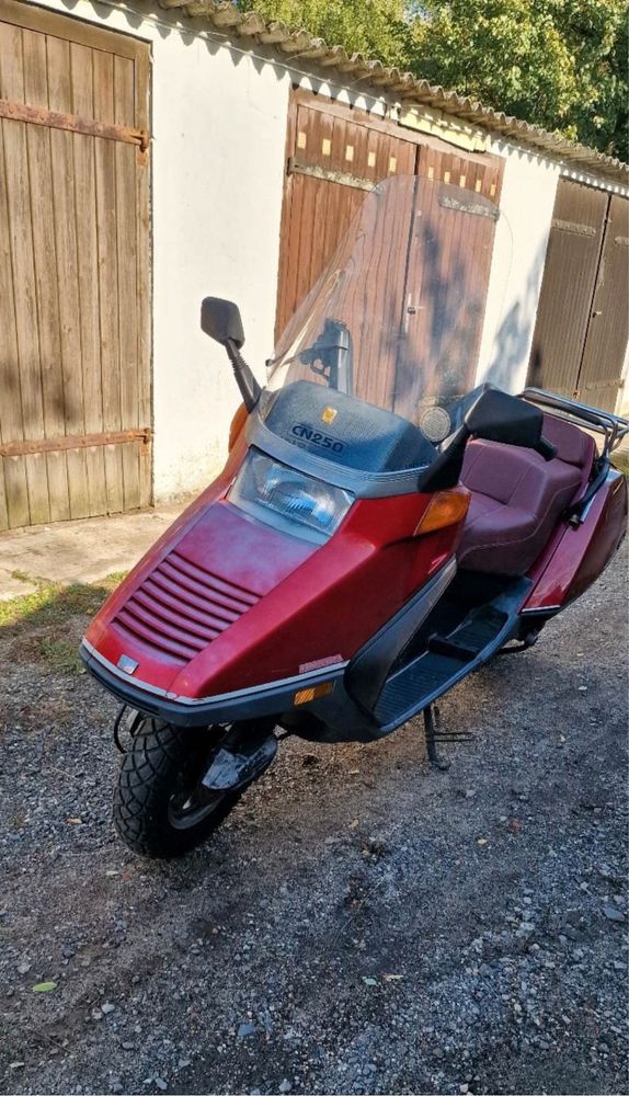 Honda Helix CN250