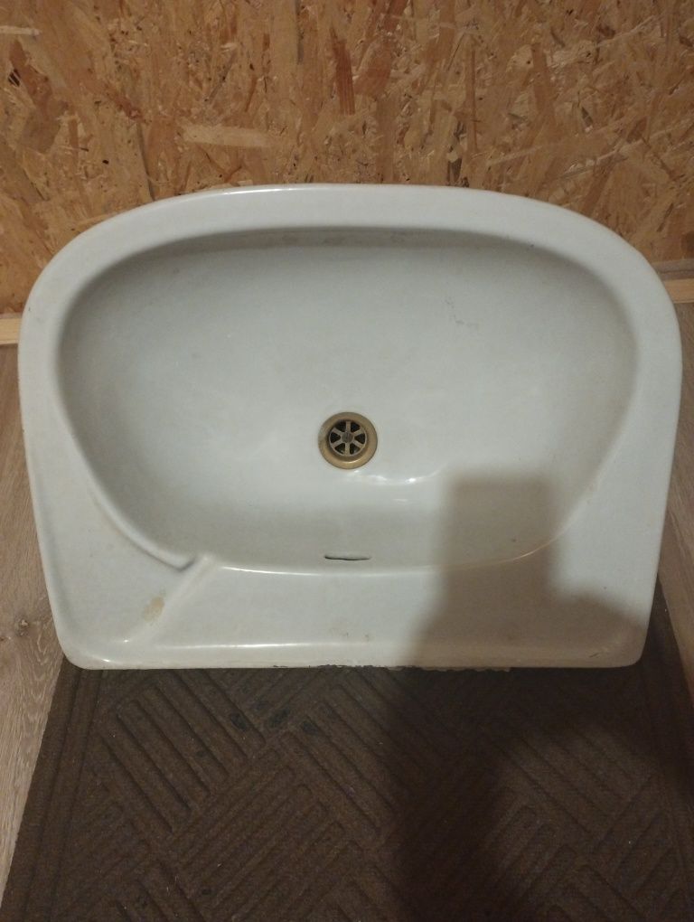 Umywalka  używana 55cm szerokość