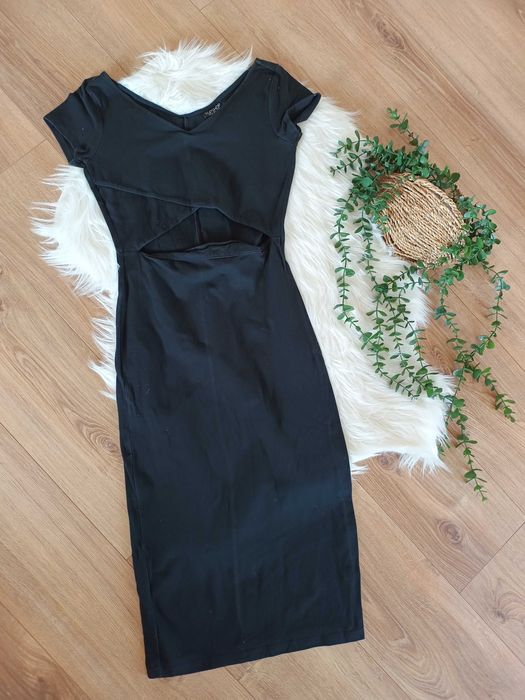 Czarna sukienka z wycięciem na brzuchu Topshop 38M krótka dopasowana