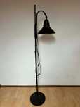 Lampa stojąca czarna