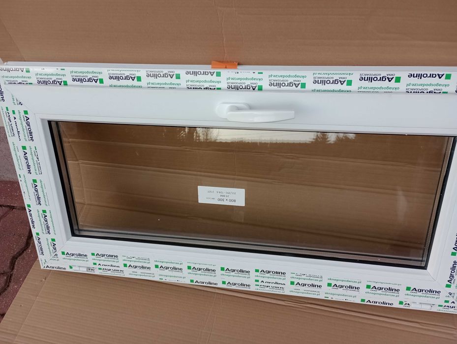 okno PCV szer.70 x wys.60 złoty dąb,antracyt i inne techniczne