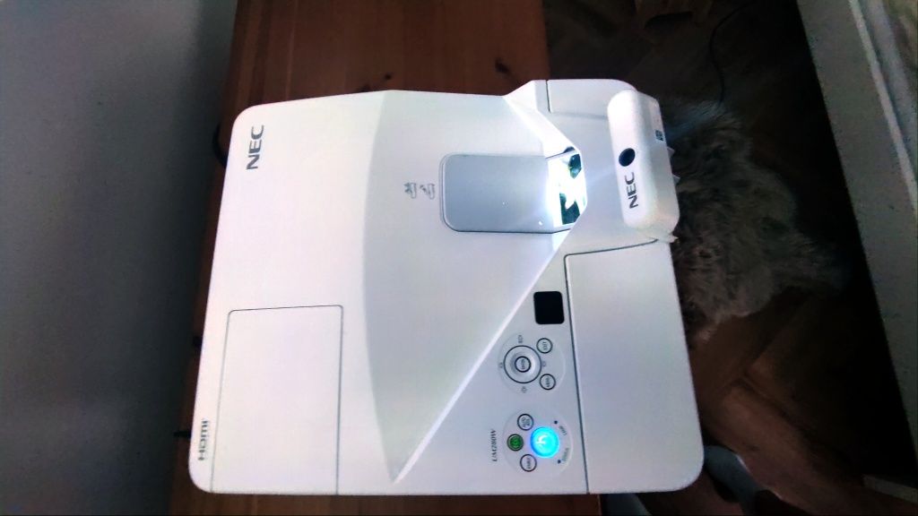 Projektor Nec UM280W