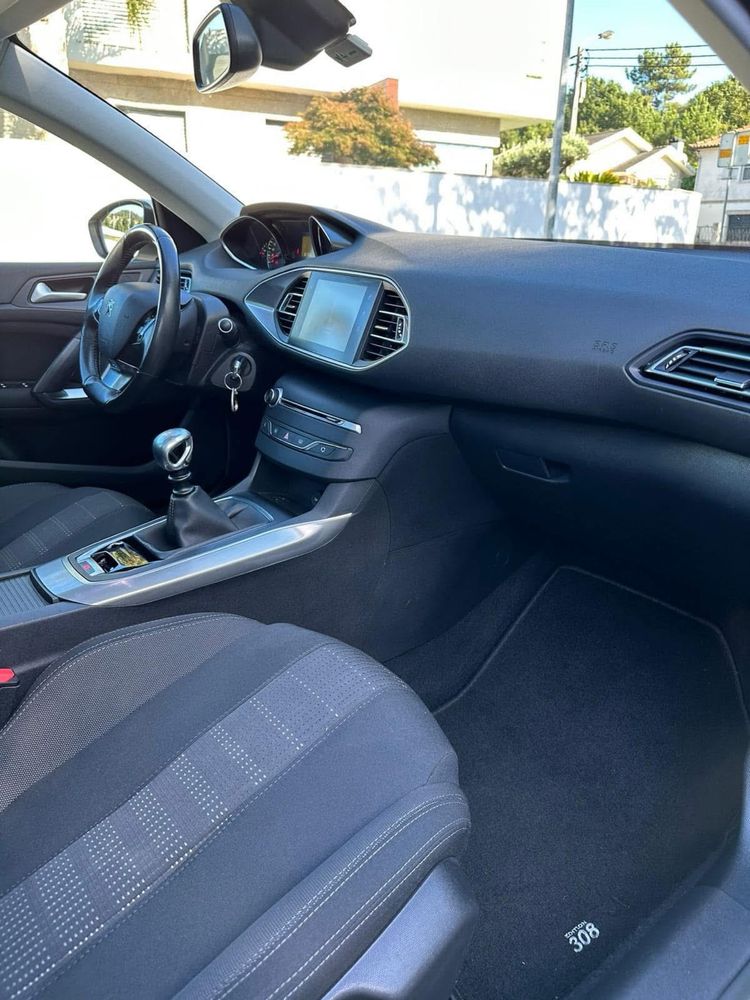Peugeot 308 SW 1.6 BlueHDI Allure