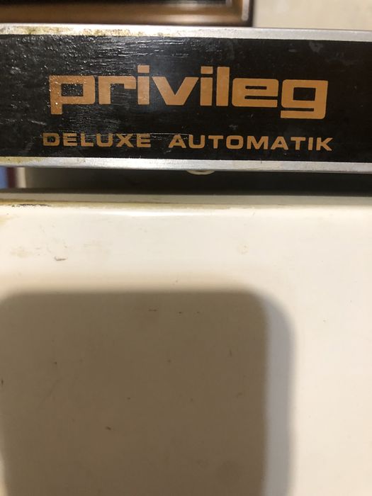 Продам морозільную камеру Privileg