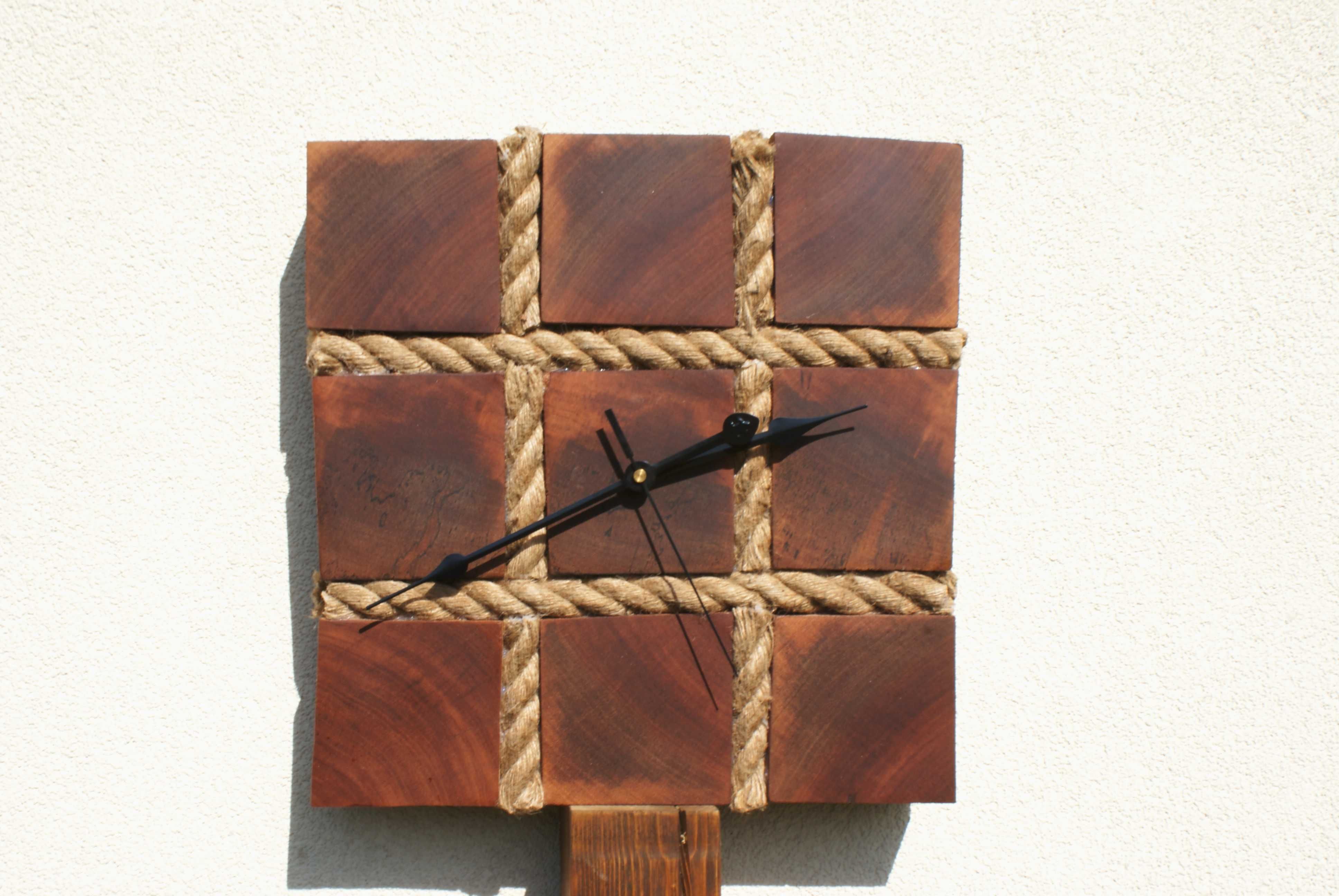 Zegar ścienny w stylu rustykalnym