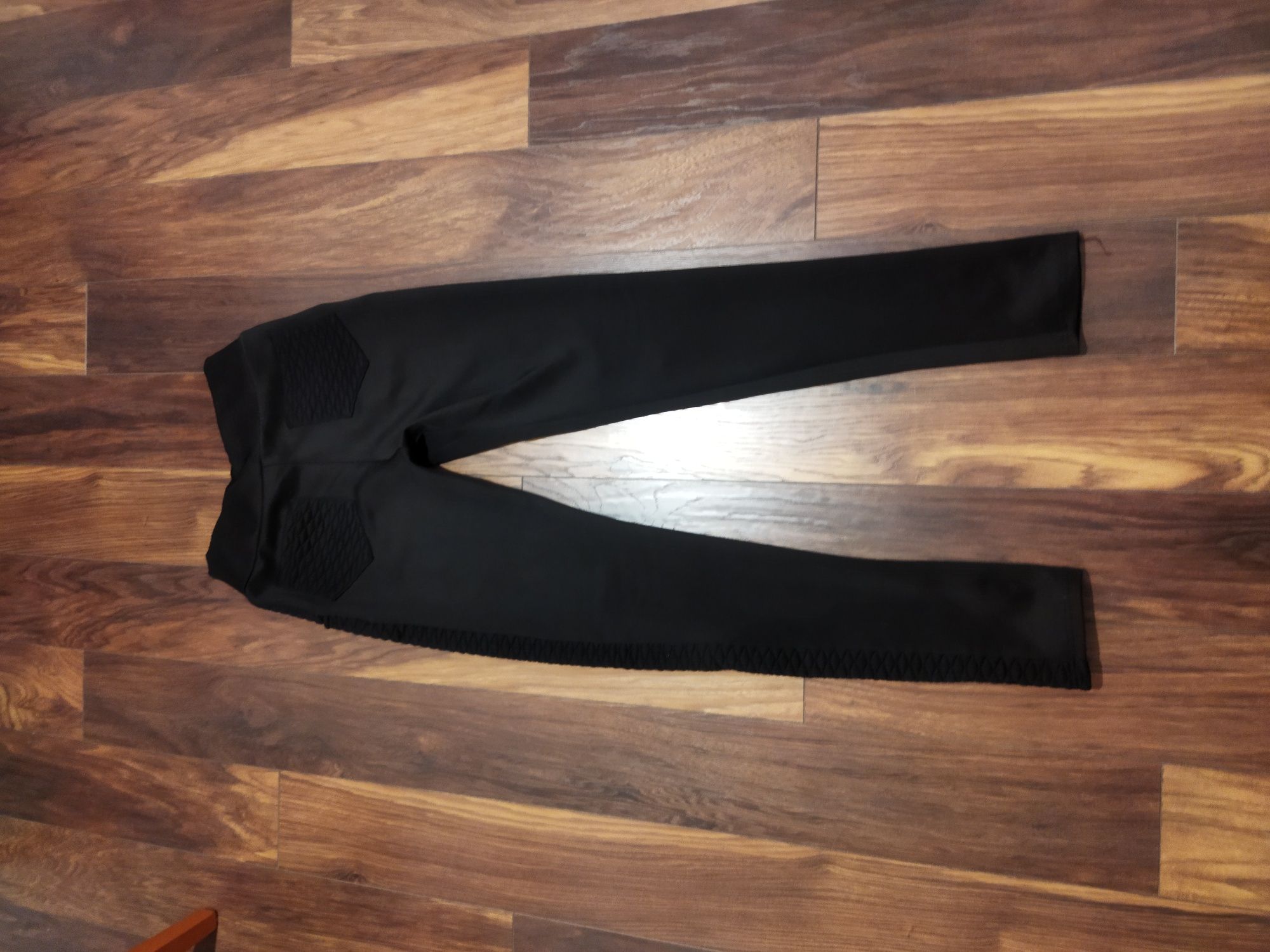 Eleganckie czarne spodnie legginsy M