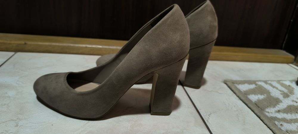 Szpilki obcasy czółenka New Look Wide Fit r. 37 brązowe beżowe