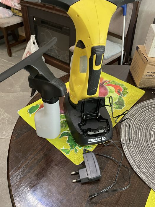 Kerher вологе (миючий)пилосос для вікон