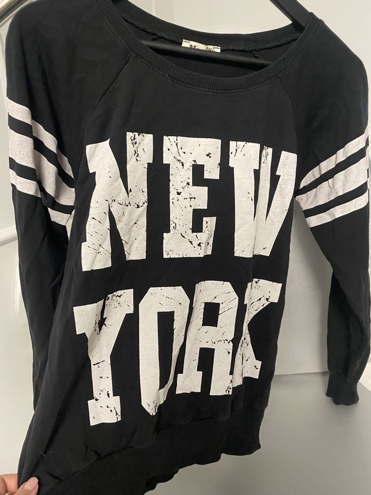 Bluza z nadrukiem New York rozmiar S