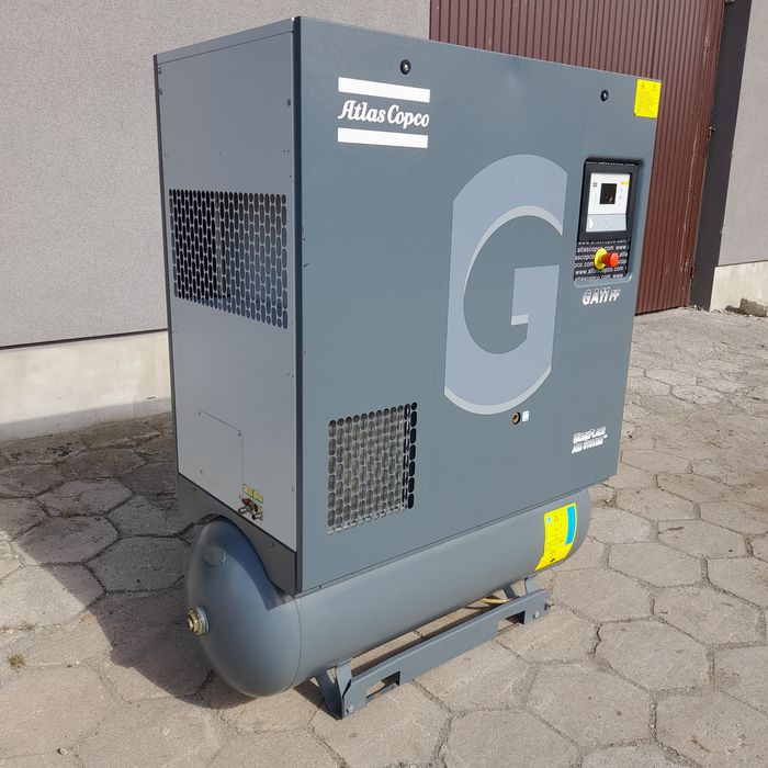 Sprężarka śrubowa Atlas Copco GA11 FF osuszacz 2015rok 11kw 1.7m³ 8bar