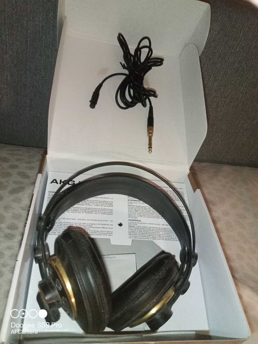 słuchawki półotwarte AKG K240 studio