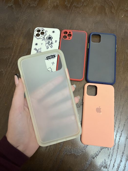 Продам чехли на iPhone 11 pro max