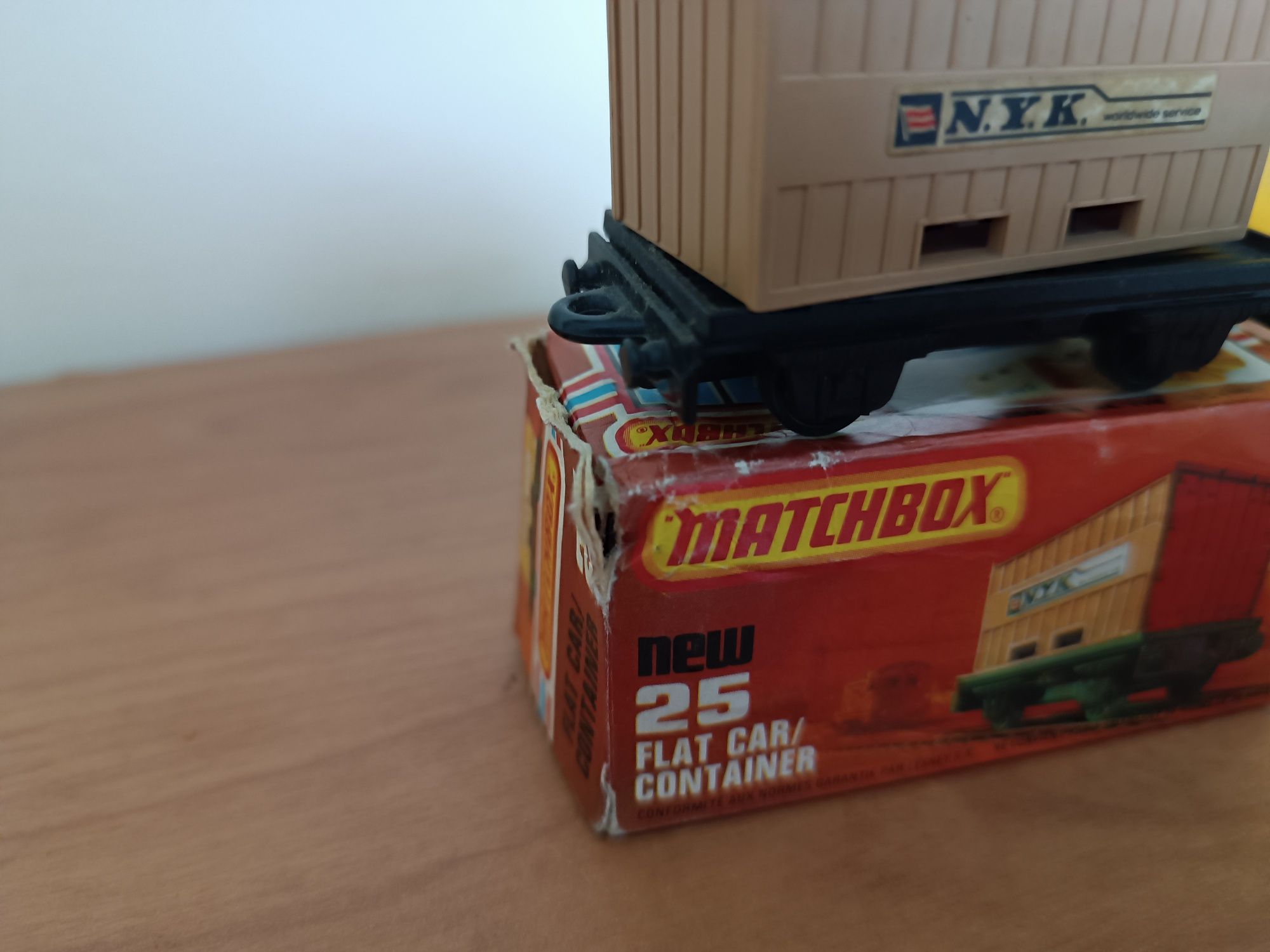 Matchbox numer 25 resoraki Prl