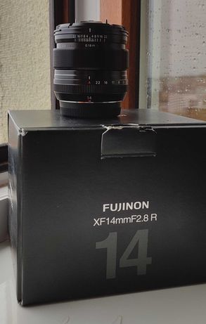 Продам Fujifilm XF 14mm f/2.8 R (новый, с коробкой и документами)