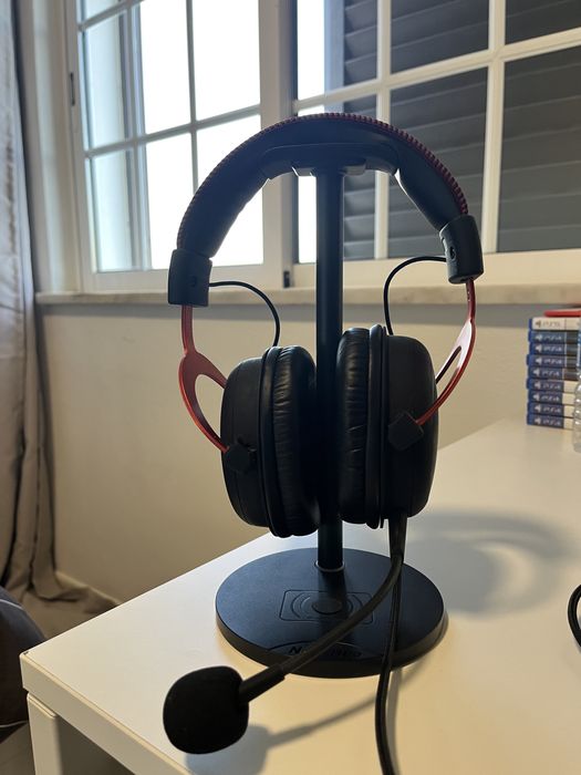 Base para headphones com wireless charger