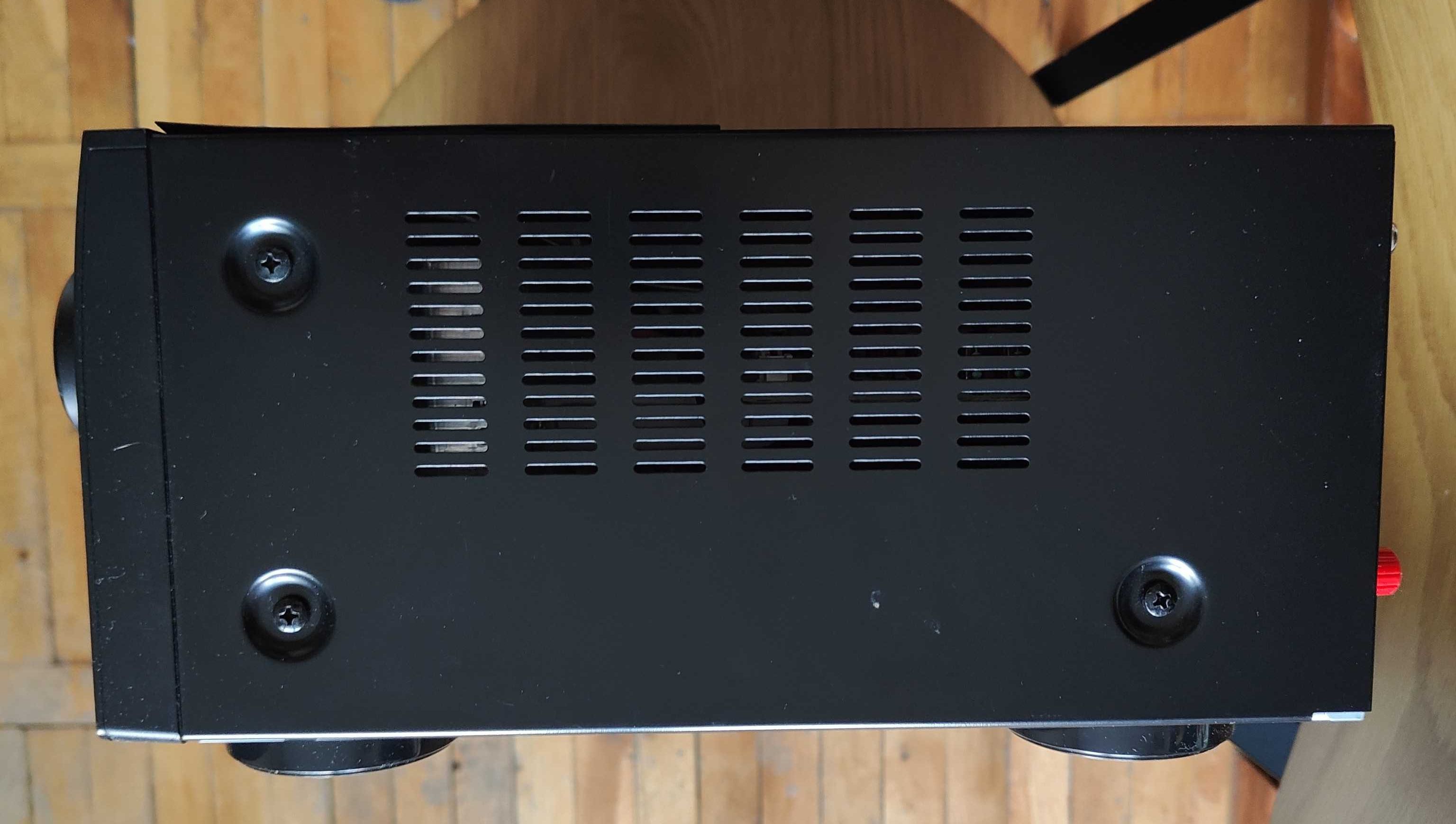 Amplituner 5.1 Denon AVR-X1000