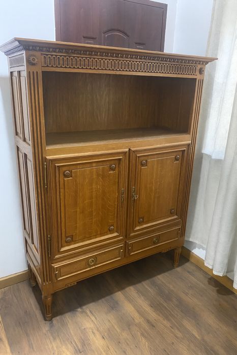 Komoda, witryna, kredens lite drewno.