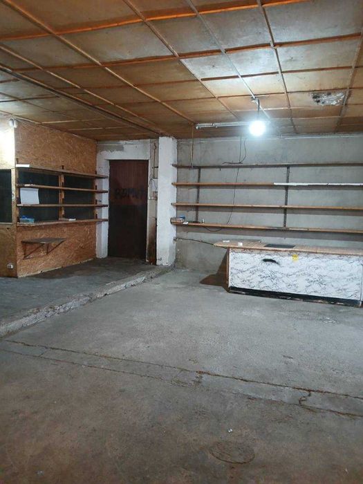 Оренда складу. Оренда торгового або складського приміщення. Буштино.