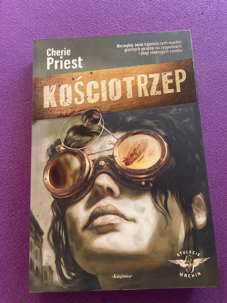 Kościotrzep Priest
