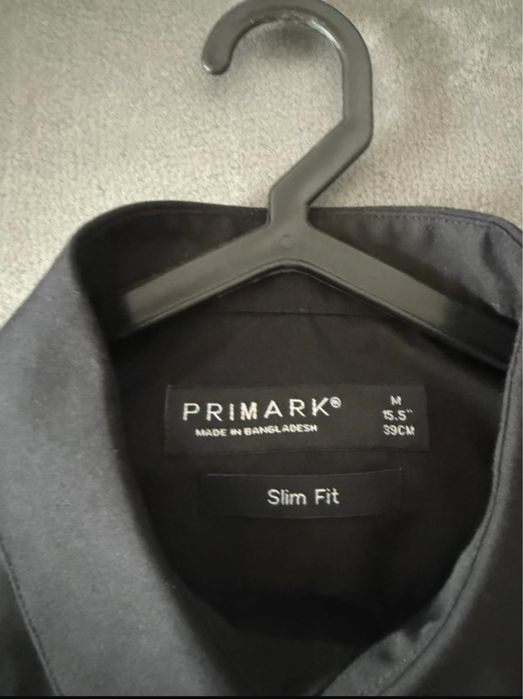Conjunto 3 camisas Primark tamanho M slim fit ( preto, cinza,branco )