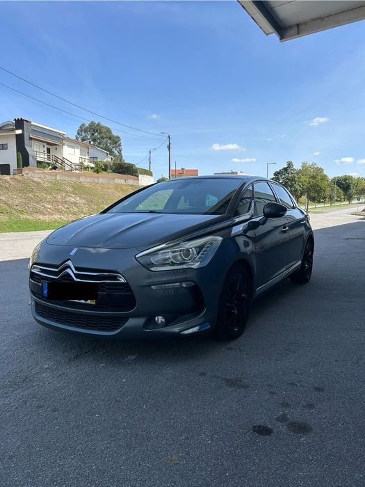Citroën DS5 1.6 HDi 115cv 2012 – Elegante e Económico