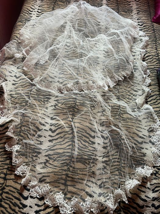 Фата весільна довга