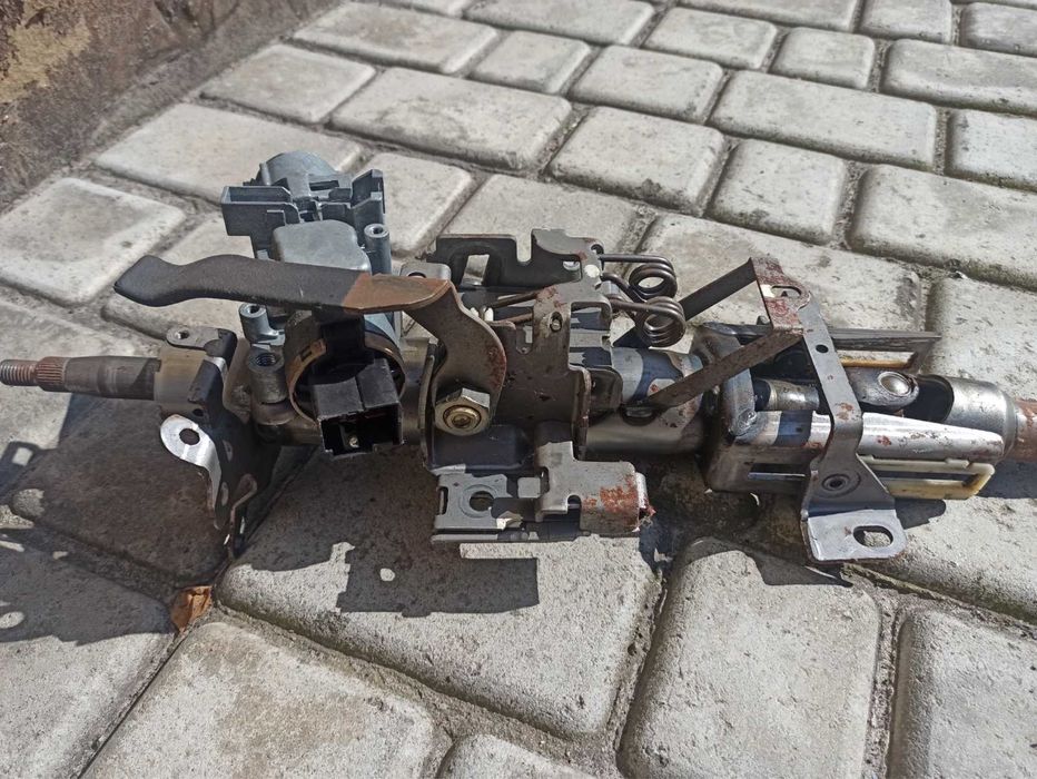 Рулевая колонка Mazda
