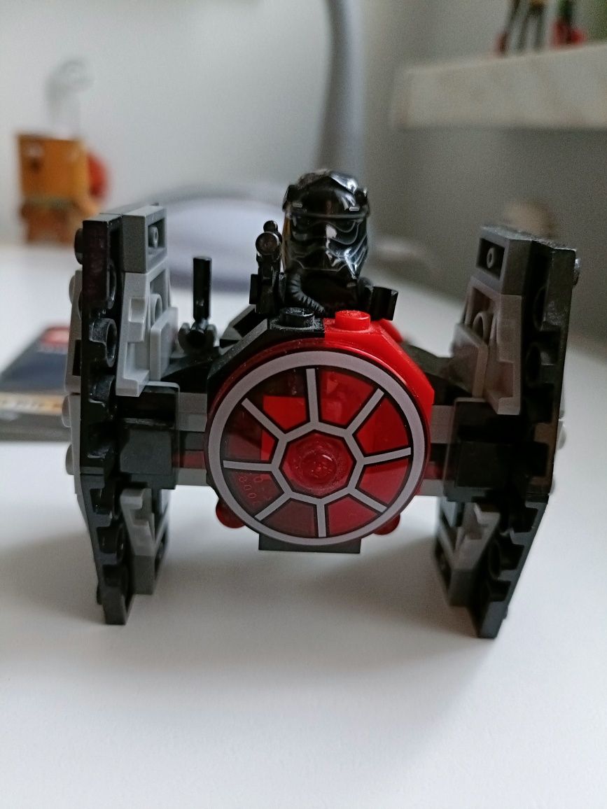 LEGO Star Wars 75194 star Wars Myśliwiec Tie najwyższego porządku