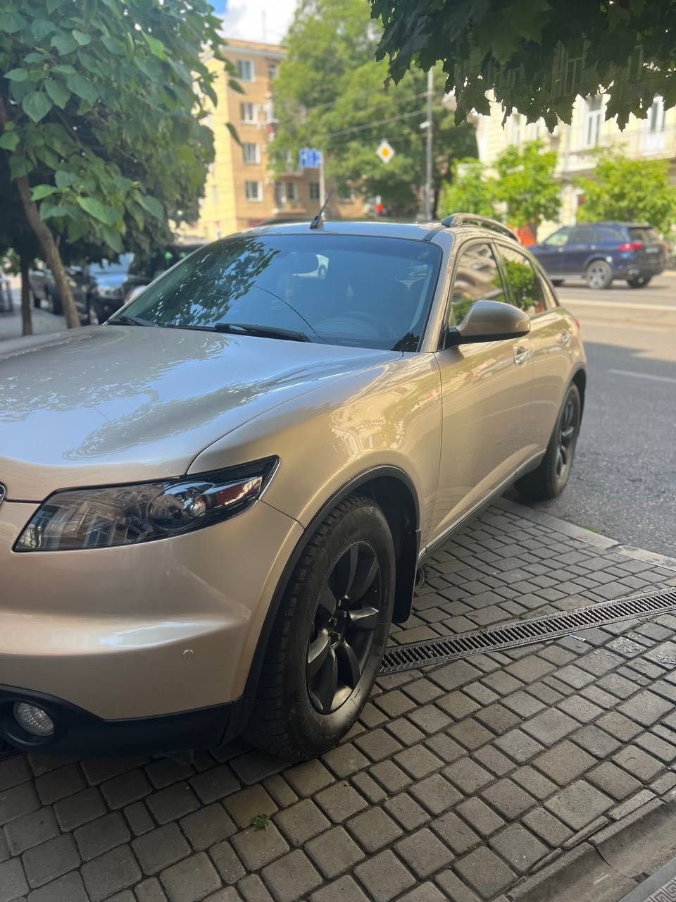 Продам Infinite FX35