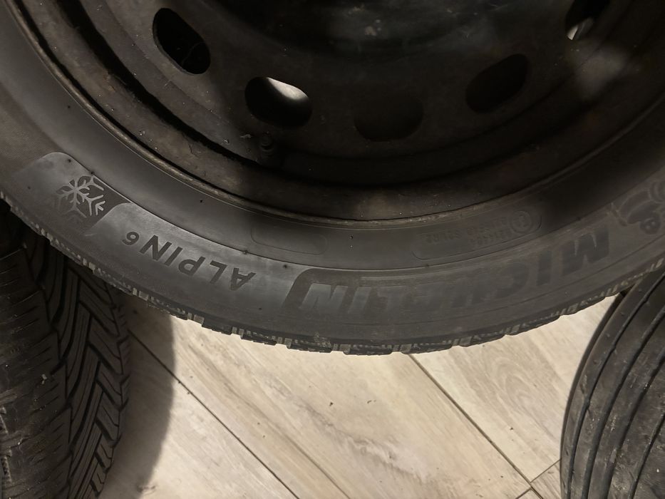 Koła zimowe 205/55r16 Michelin Alpin 6 et42 Audi