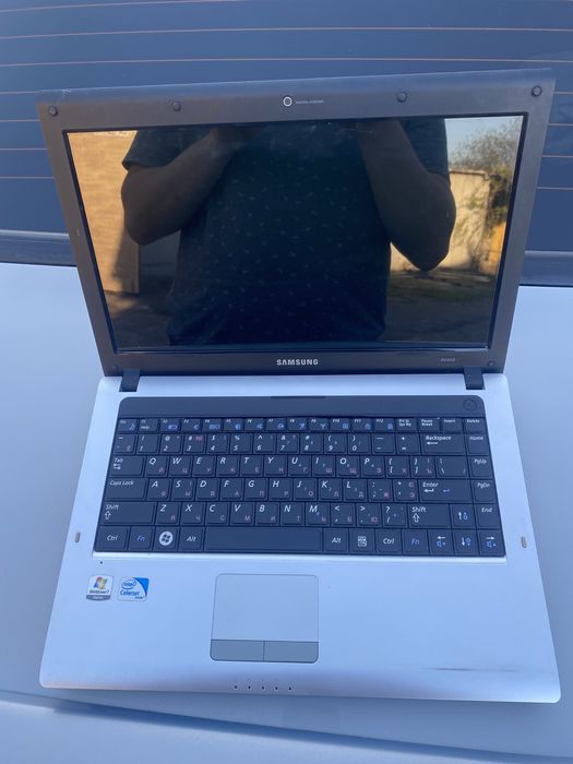 Ноутбук Samsung rv 410