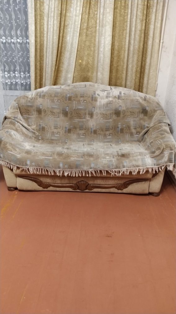 Мягкая мебель (диван+2 кресла)