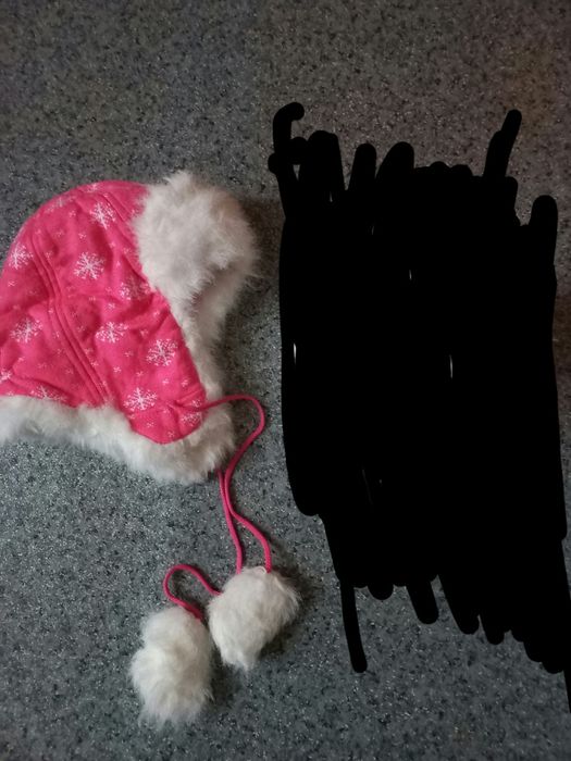 Шапки зимние на меху на ребёнка 5-7 лет размер 50-52 и 54