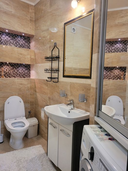 Оренда 1 км.кв.Нац.Гвардії (міст.Паркове),поряд Центр,парк,озеро,є все