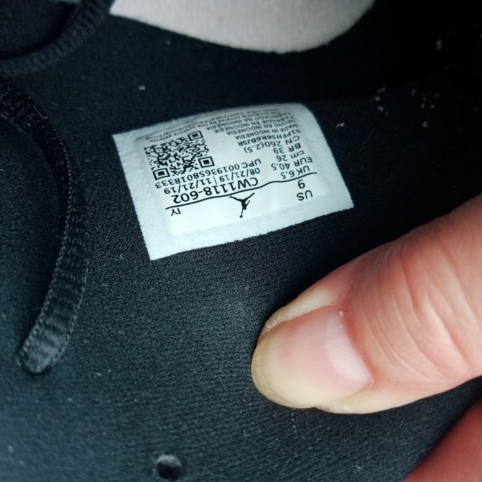 AIR Jordan Womens shoes Peach CW1118-602 розм.40.5.Оригінал!