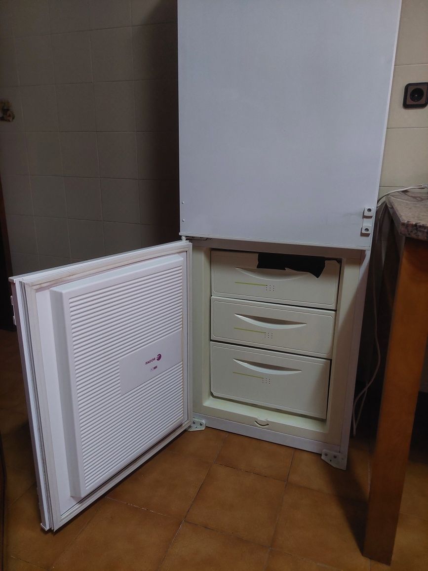 Frigorífico combinado usado
