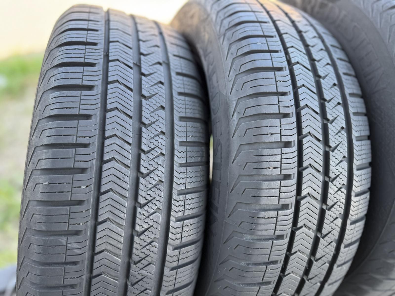 Всесезонні шини Vredestein 205/60 R16