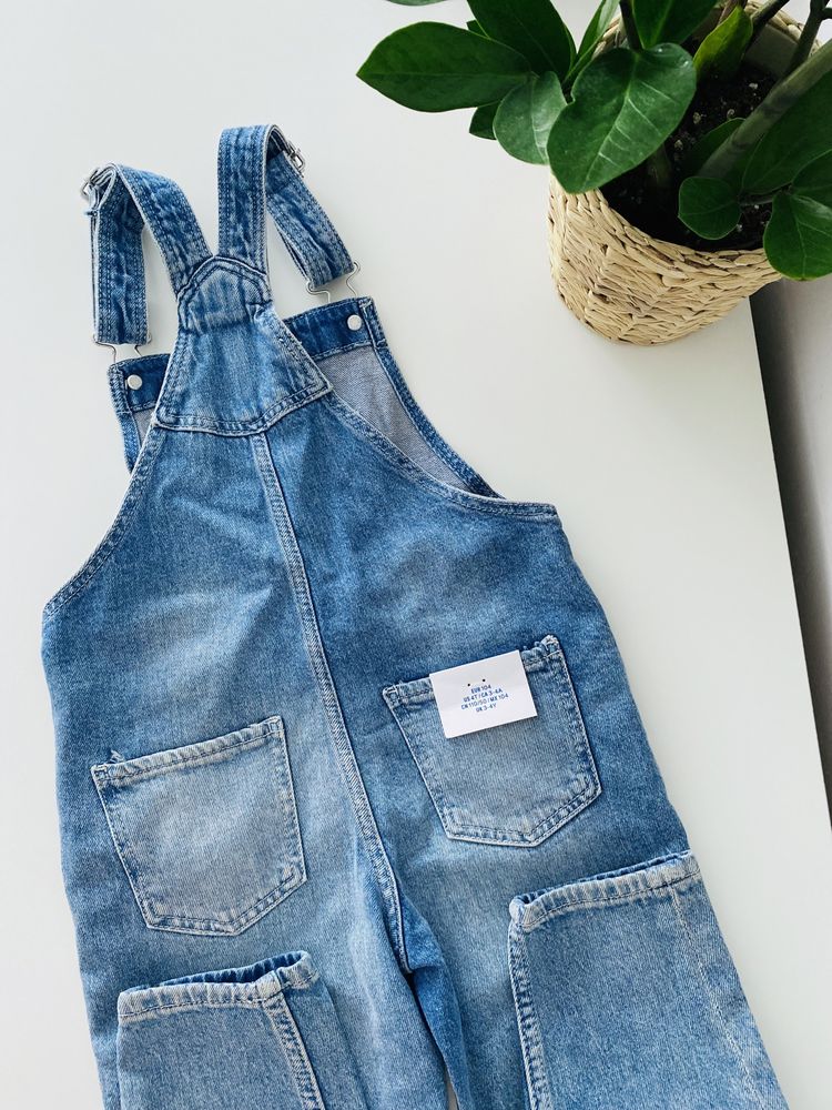 Nowe spodnie jeansowe ogrodniczki H&M niebieskie