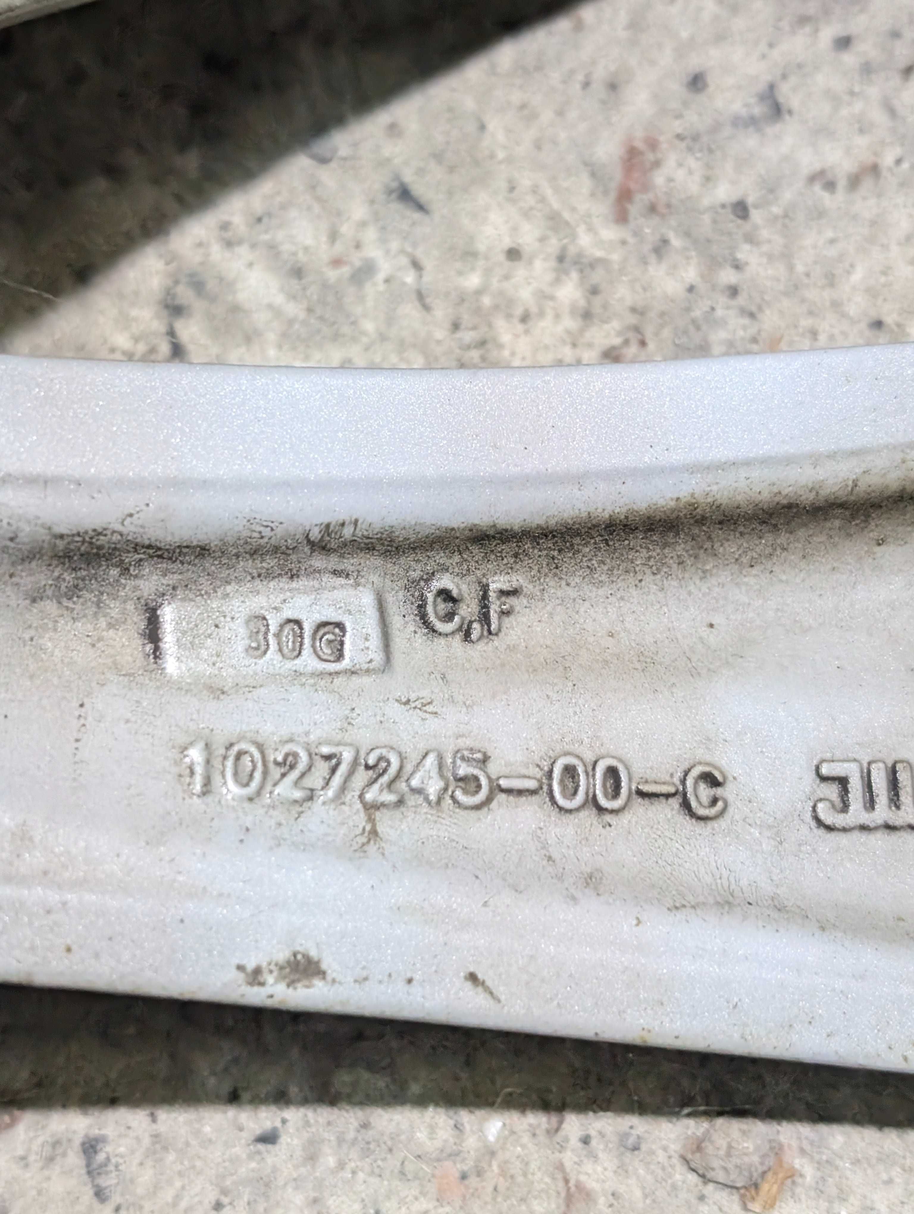 Диск задний 20x9.5 ET40 TESLA MX 1027245-00-C Оригінал під відновлення
